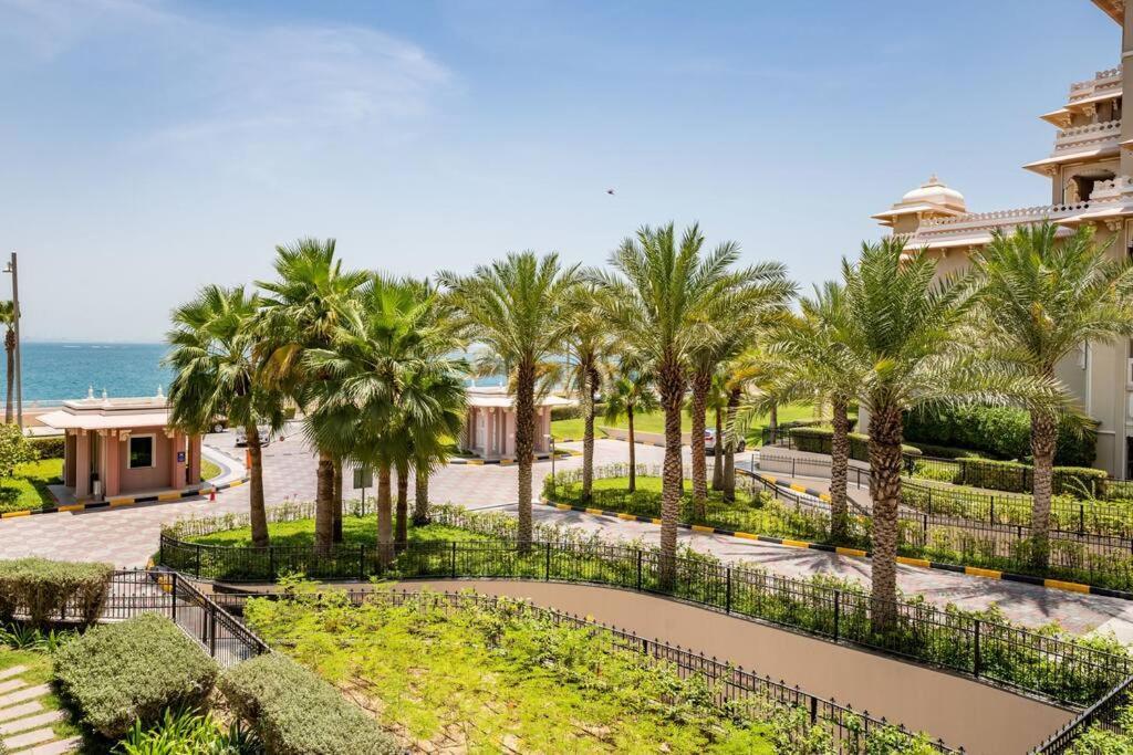 Palm Jumeirah Spacious 1 Bed Private Dubai