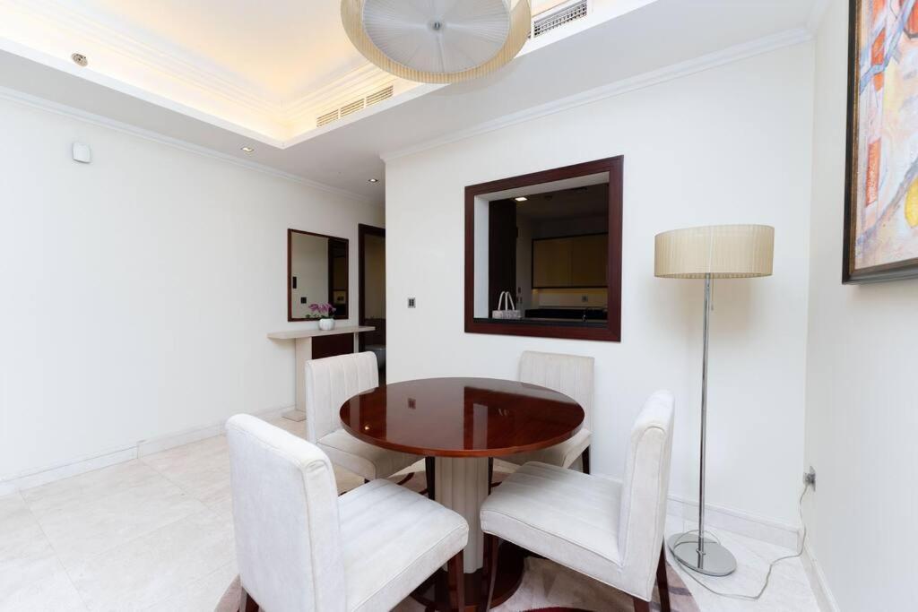 Palm Jumeirah Spacious 1 Bed Private Dubai