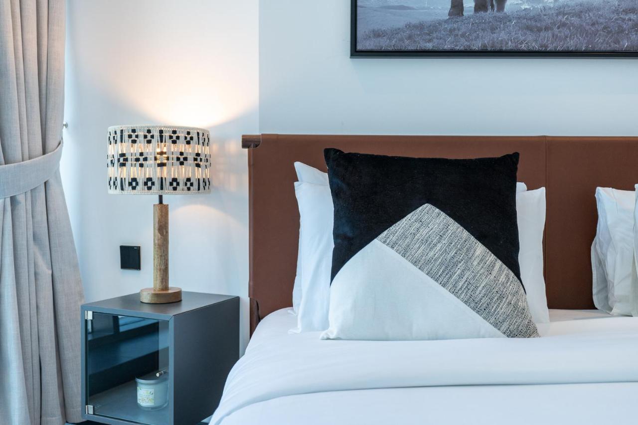 Contemporary Ranch Living With Burj Khalifa View * Dubai