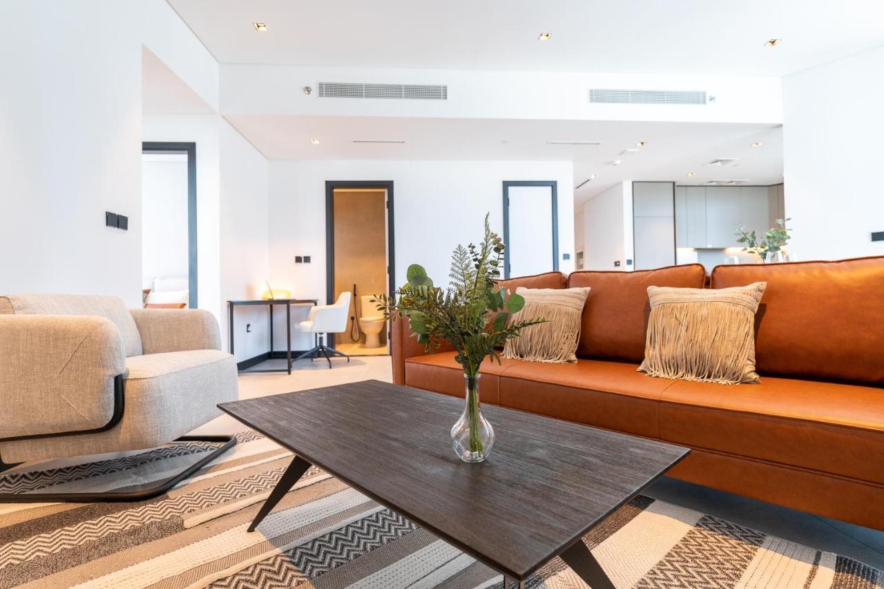 Contemporary Ranch Living With Burj Khalifa View