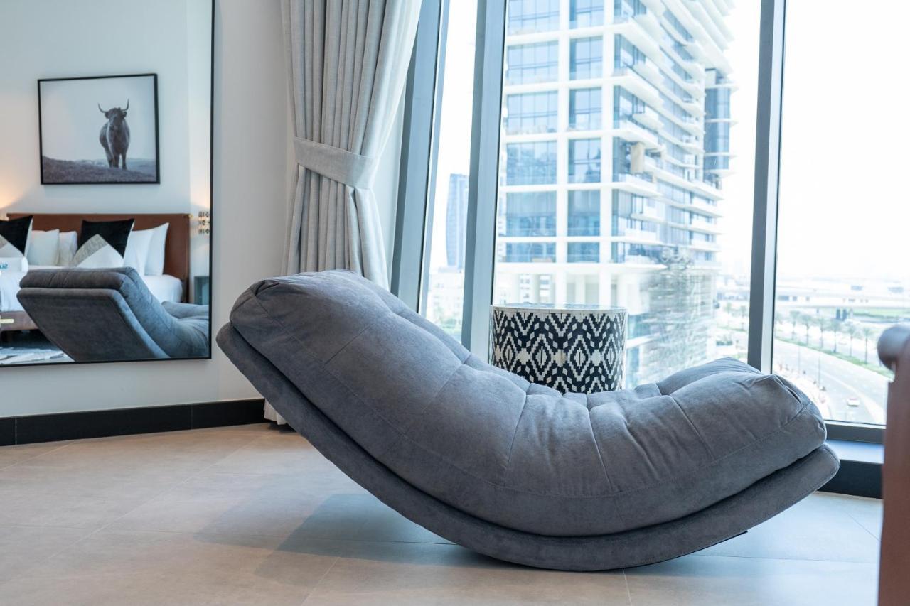 Contemporary Ranch Living With Burj Khalifa View *