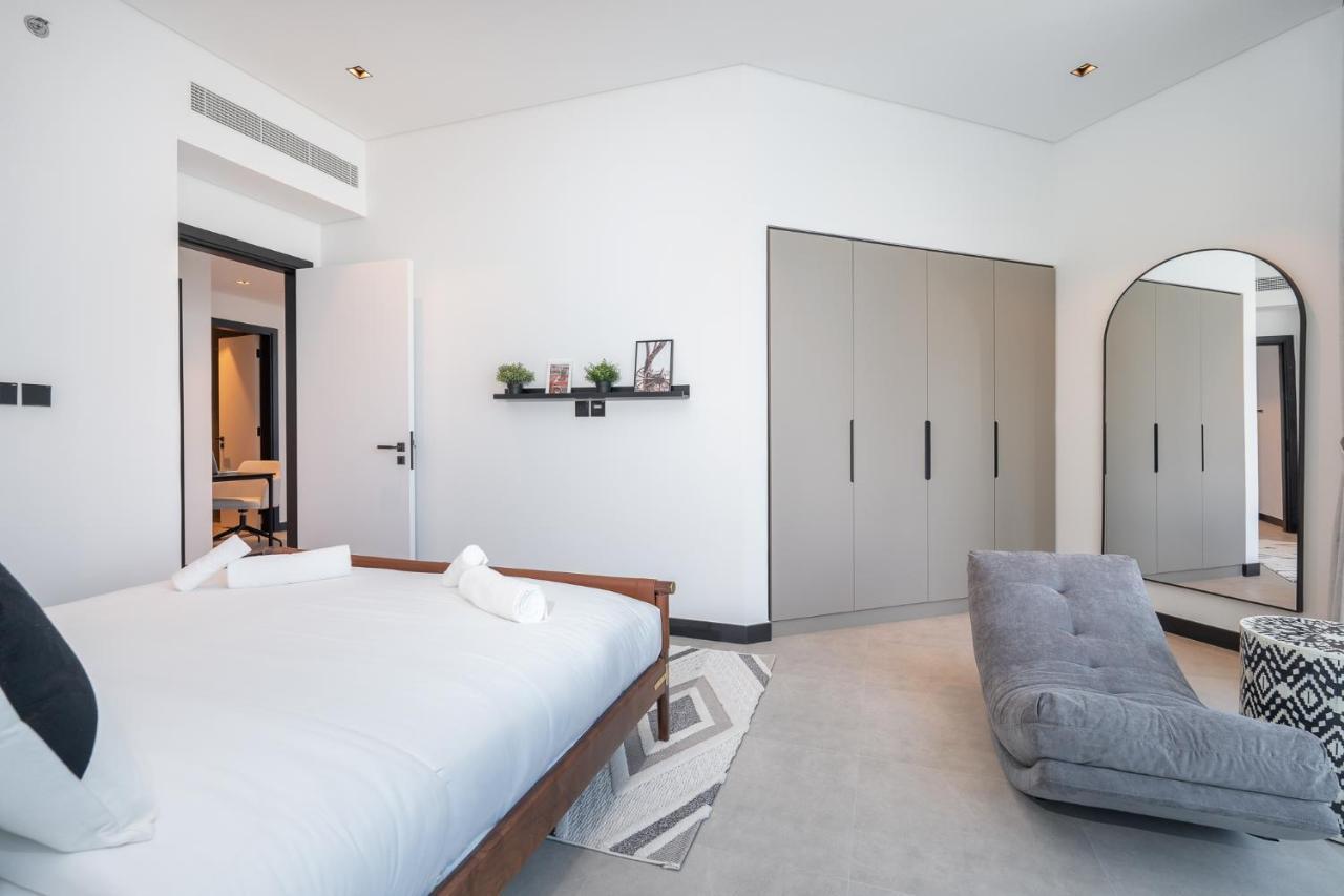 Apartment Contemporary Ranch Living With Burj Khalifa View Dubai