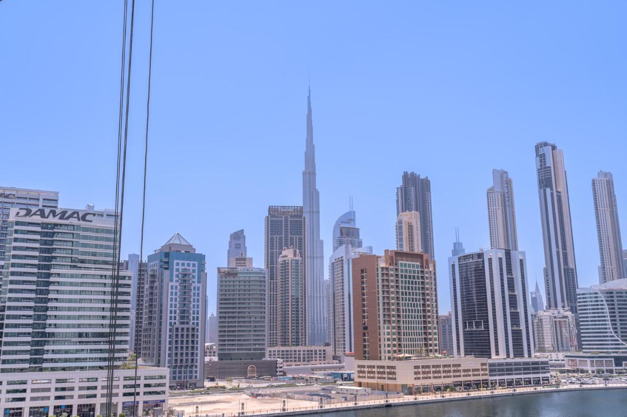 Contemporary Ranch Living With Burj Khalifa View *