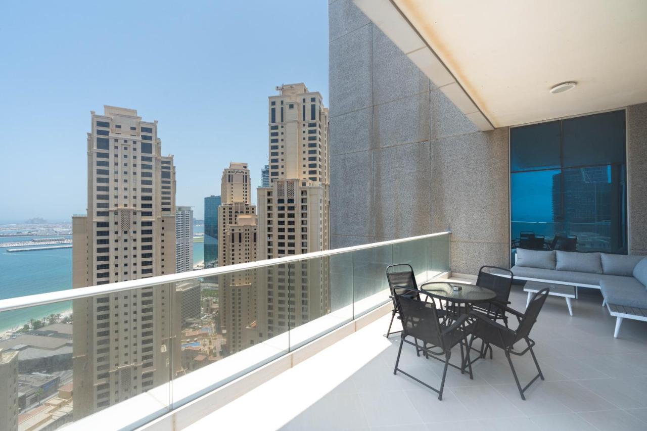 Apartment Stunning Sea And Marina Views / 2 Bedroom Penthouse / Marina
