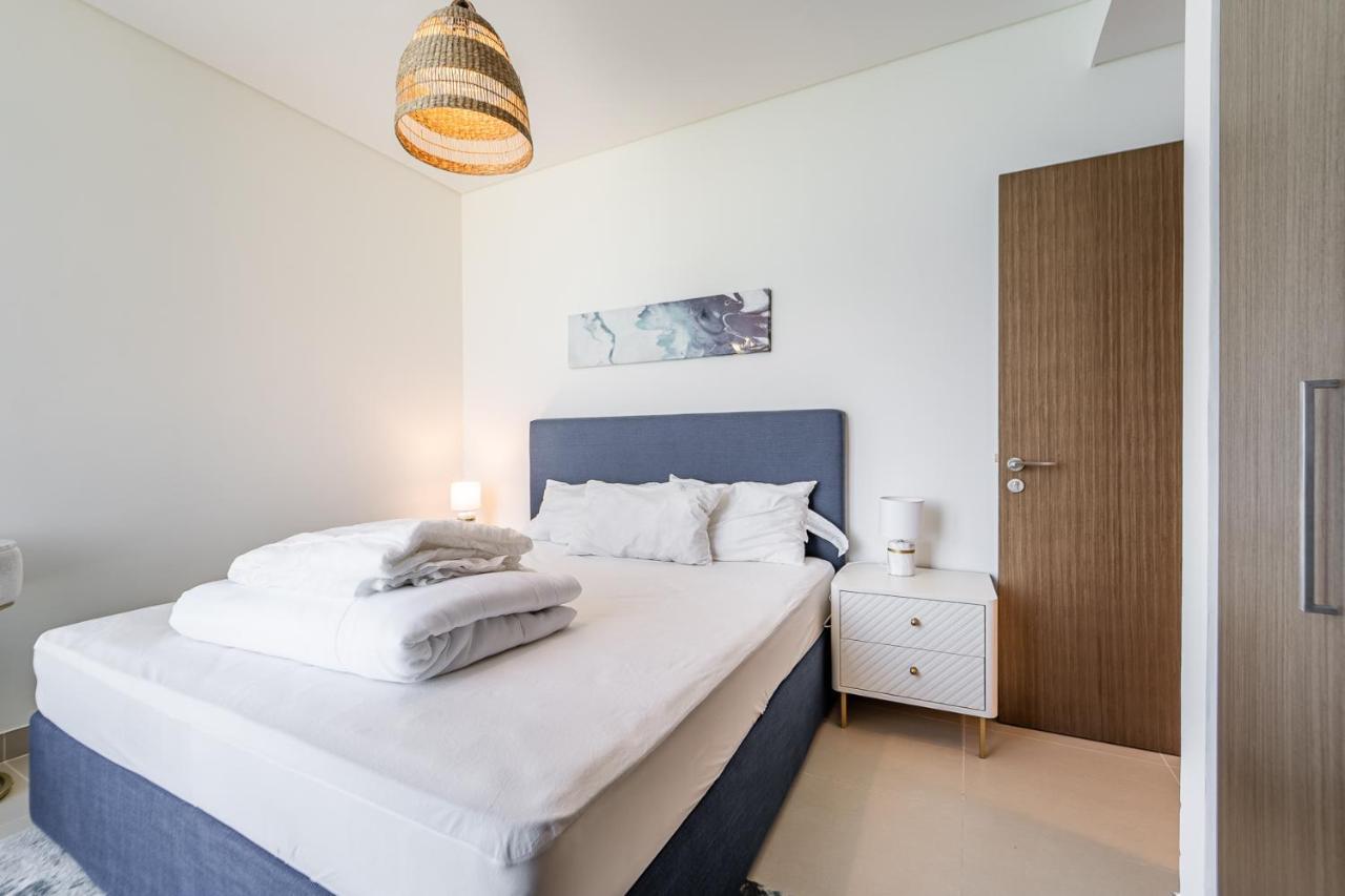 Luxury Staycation - 52 42 Emaar Tower A And B Apartment *