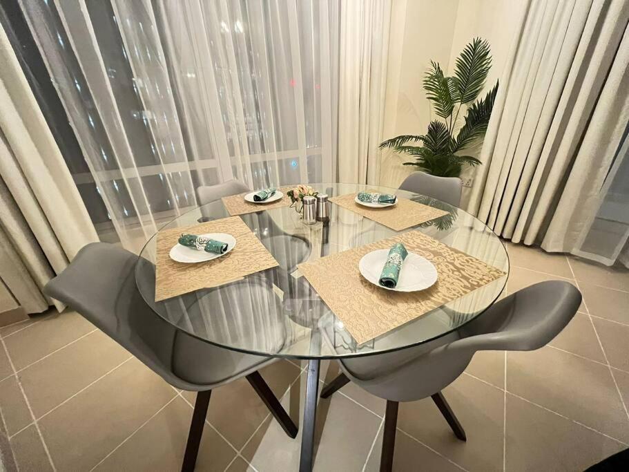 Apartment White Elephant Homes - Burj Views - Burj Khalifa View Dubai