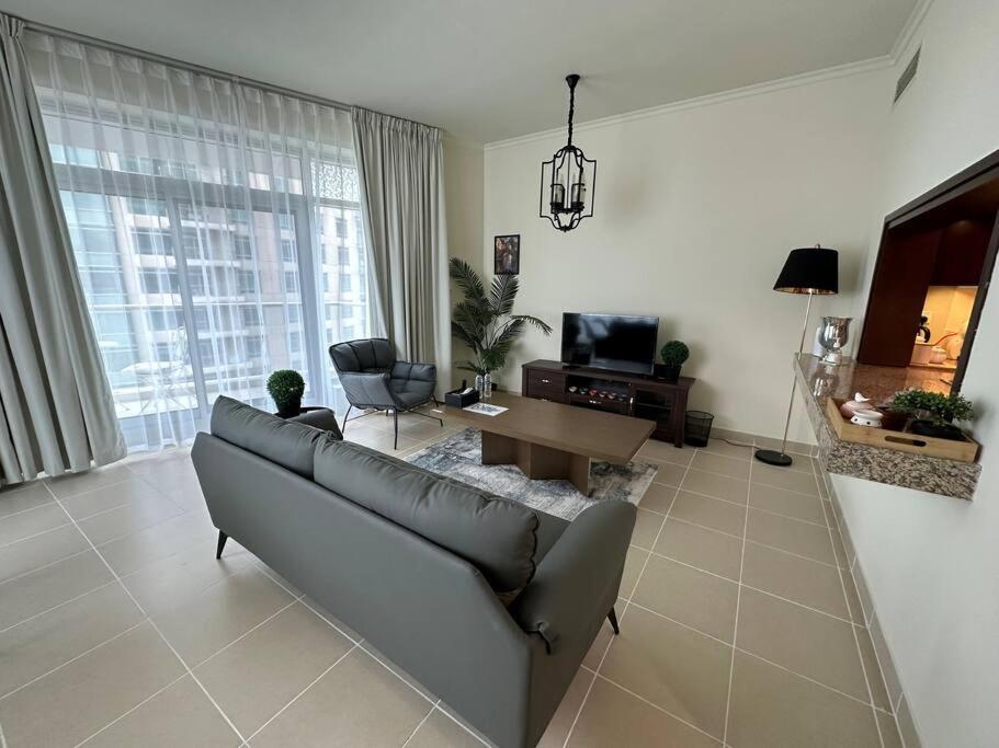 Apartment White Elephant Homes - Burj Views - Burj Khalifa View *