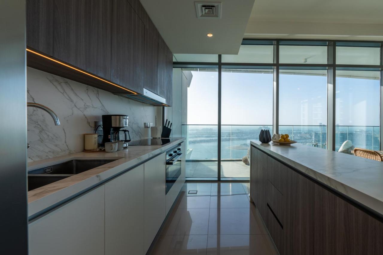 Elegant 3br With Private Beach Access Apartment Dubai