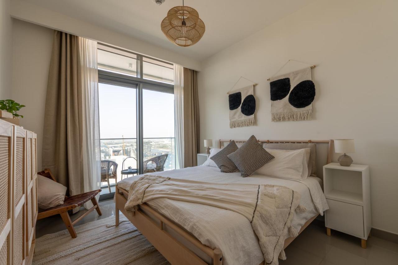Elegant 3br With Private Beach Access Apartment Dubai
