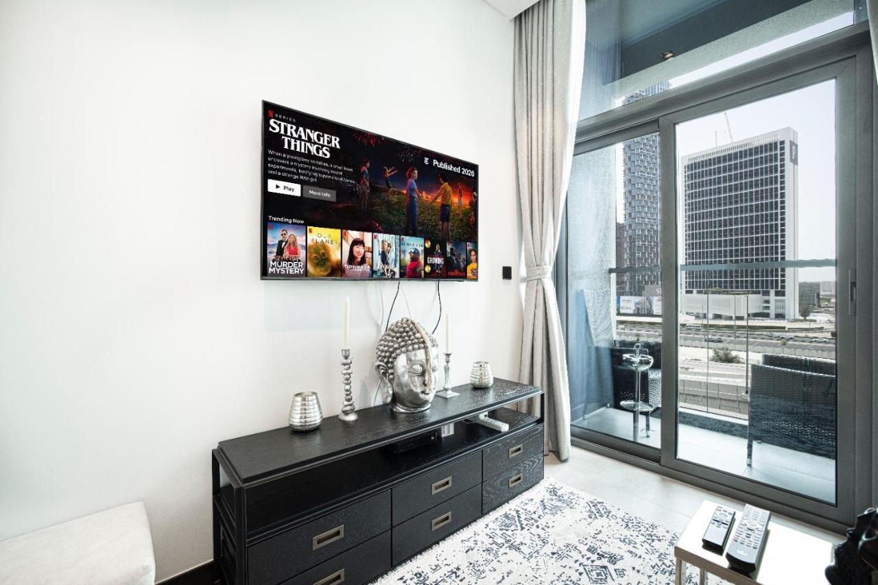 The 15 Northside Luxury Living Apartment