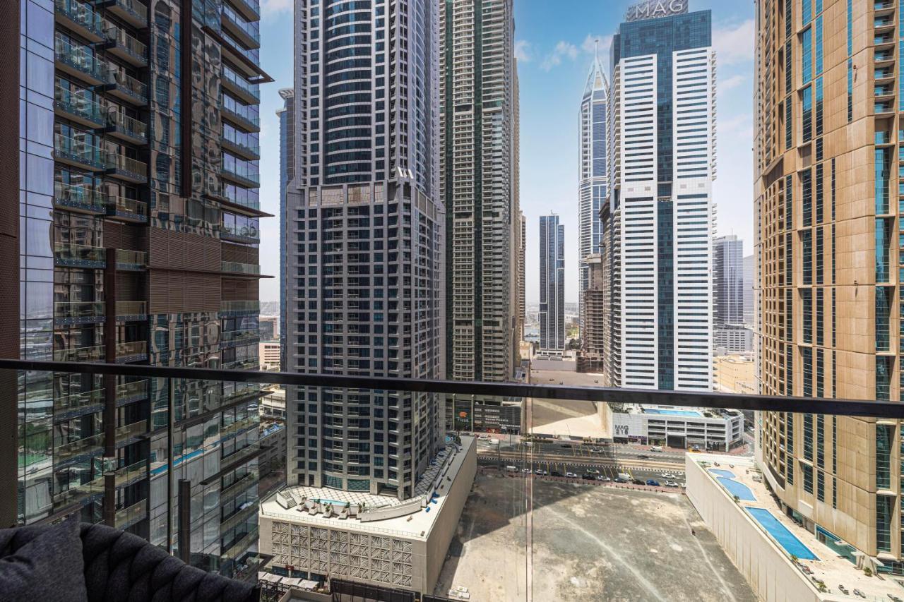 Marina Gate One Bedroom Apartment *