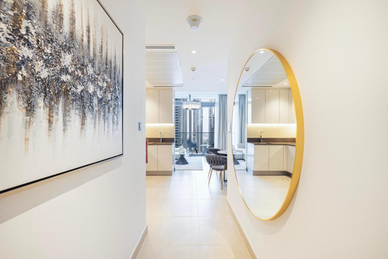 Marina Gate One Bedroom Apartment