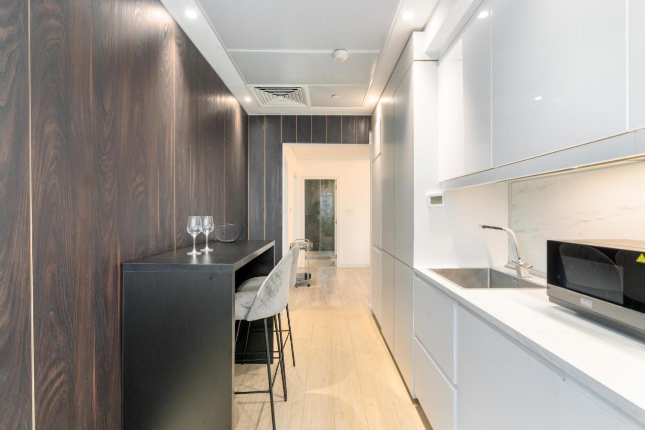 Marina Heights Tower 2 Bhk With Lavish View