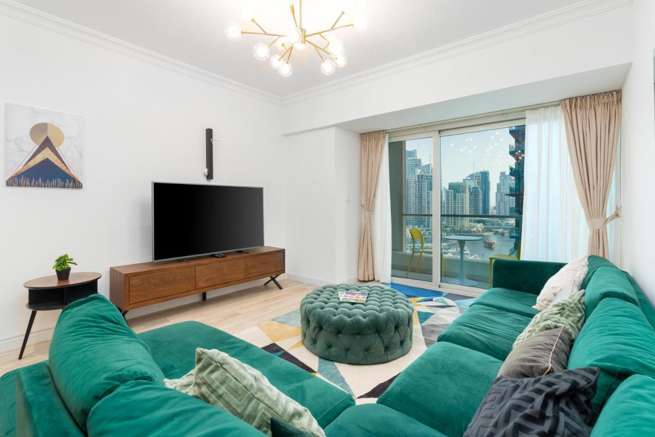 Marina Heights Tower 2 Bhk With Lavish View *
