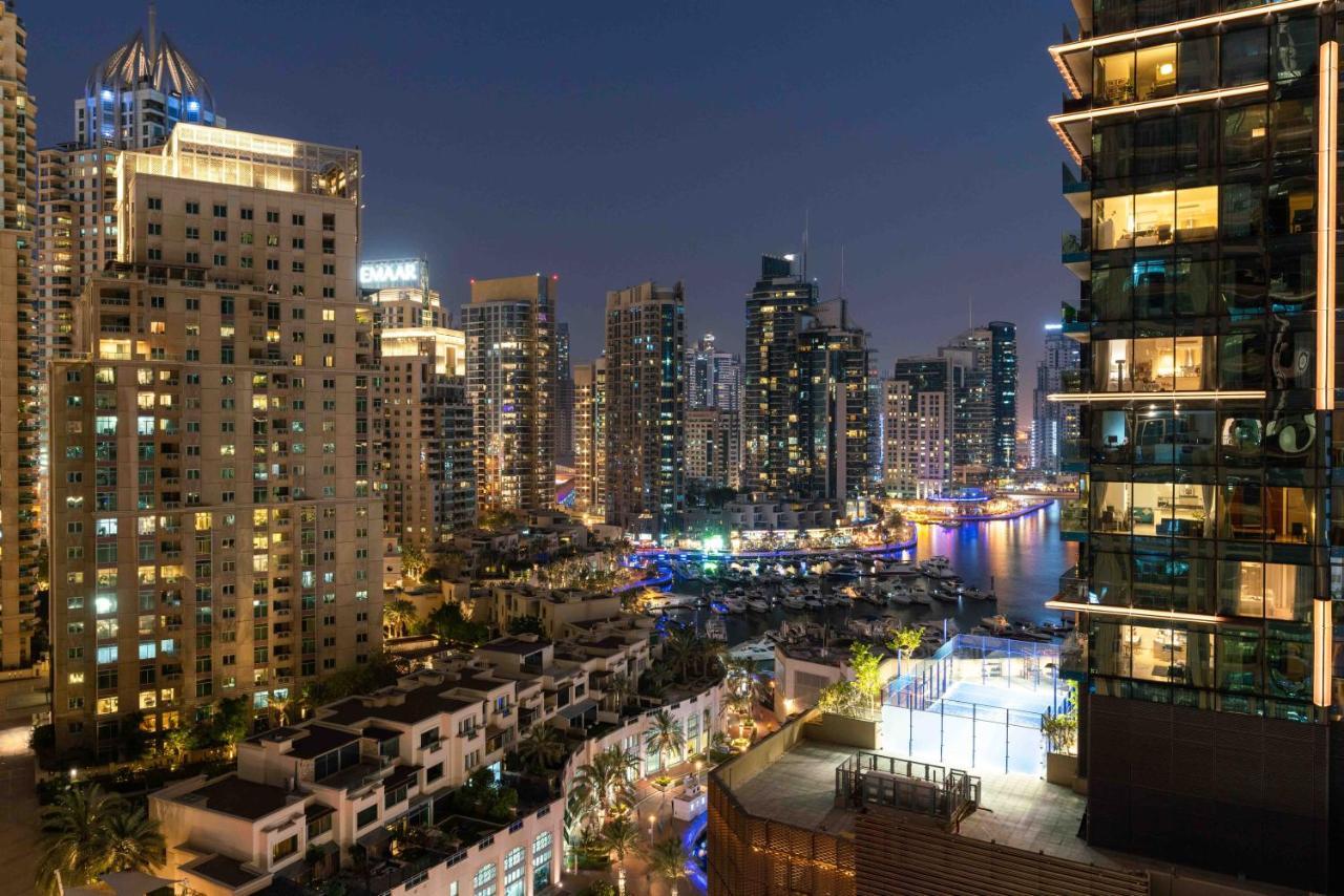 Apartment Marina Heights Tower 2 Bhk With Lavish View