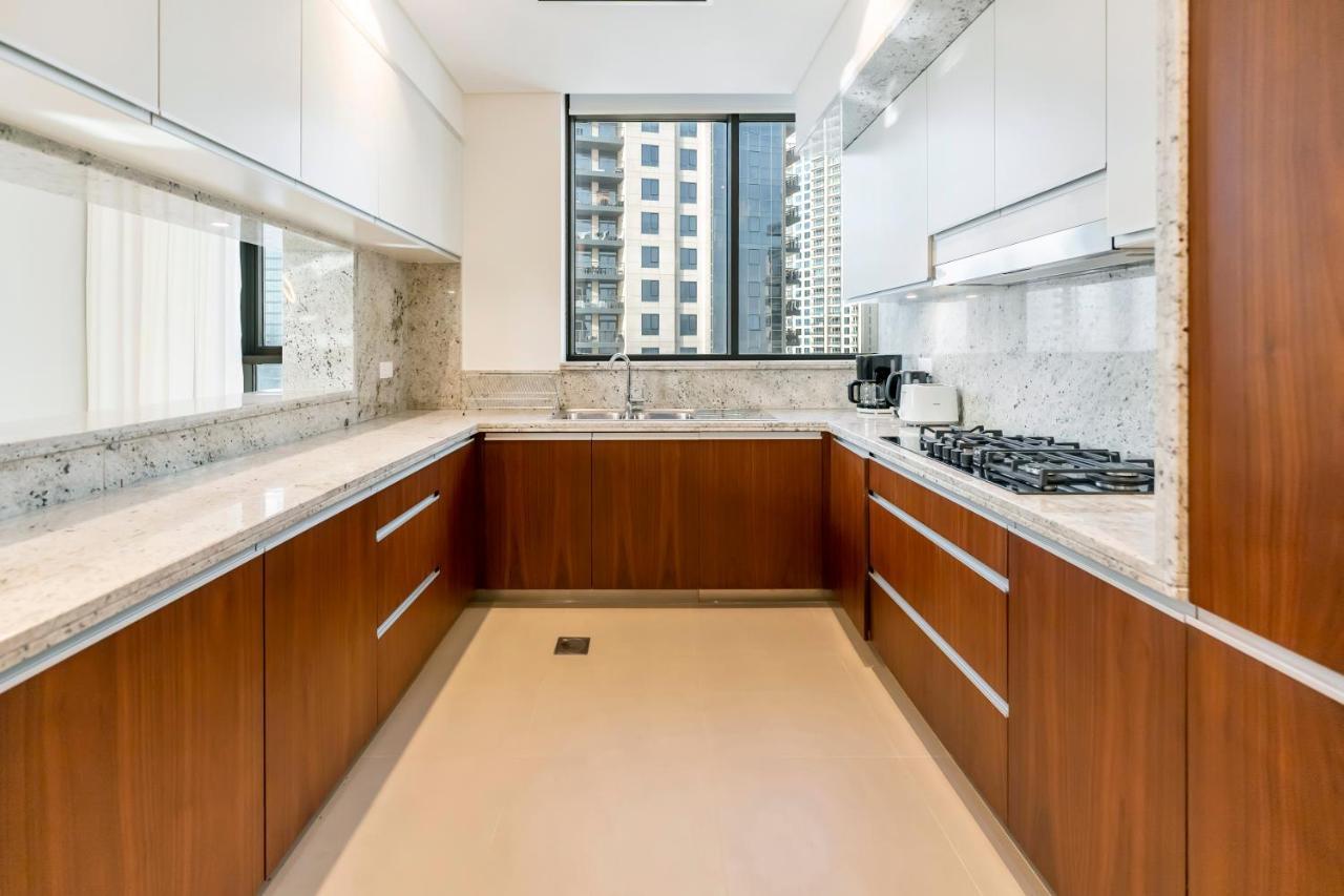Fam Living - 4b Penthouse With Panoramic Sea Views - Creek Harbour Apartment