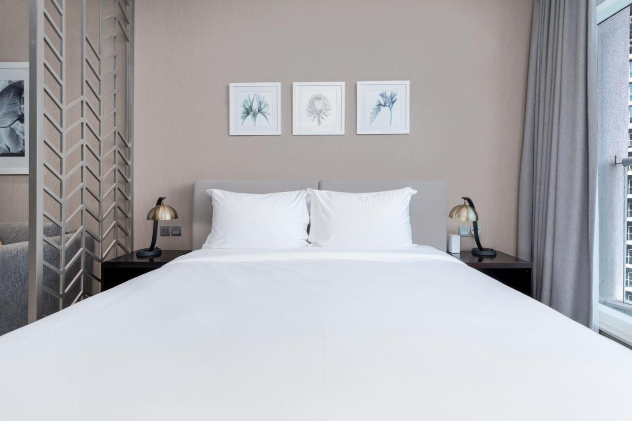 White Sage - Fancy With Mesmerizing Canal Views * Dubai