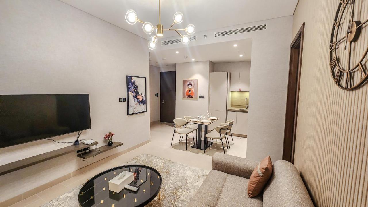By Latinem Luxury 2br Cvr A208 Near Burj Khalifa Apartment *