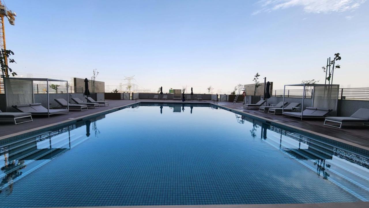 Apartment By Latinem Luxury 2br Cvr A208 Near Burj Khalifa