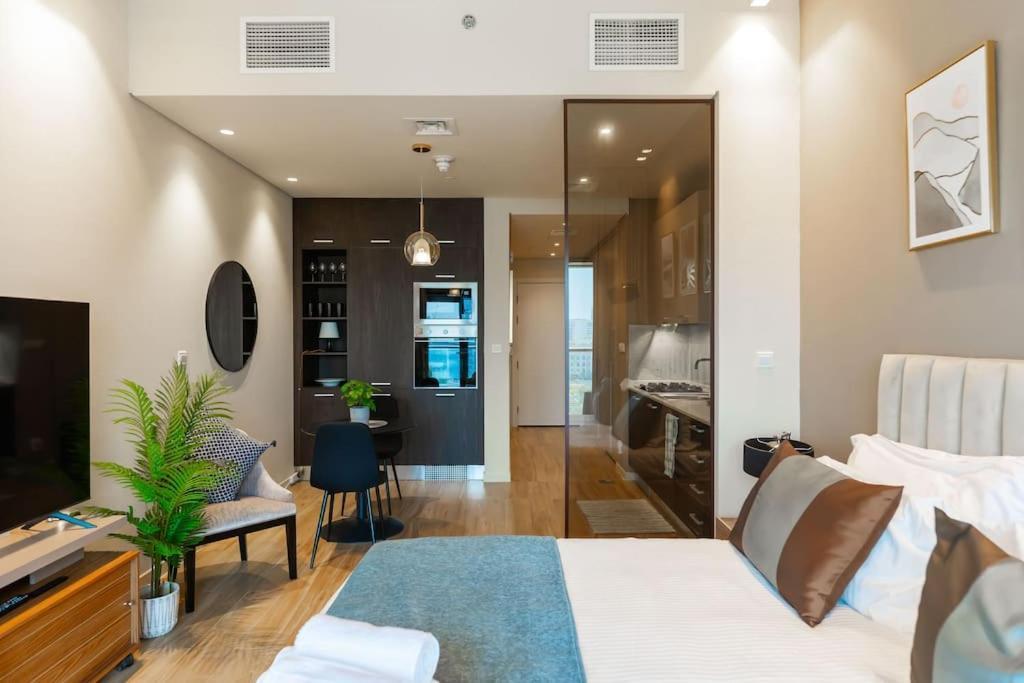Modern In Park View Tower Jvc