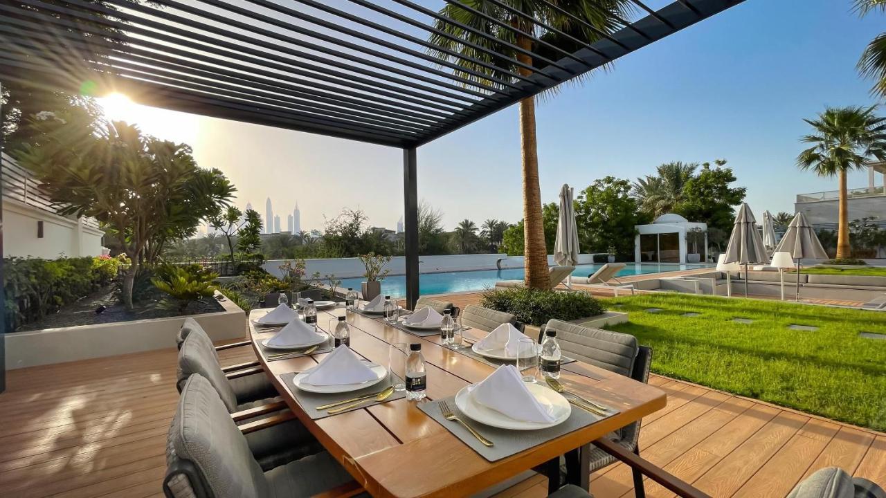 Botanica-exclusive 8-bedroom By Luxury Explorers' Collection Dubai