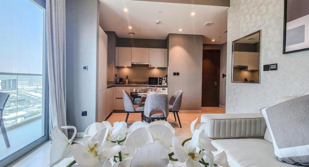 By Latinem Luxury 1br Cvr A1410 Near Burj Khalifa Apartment Dubai