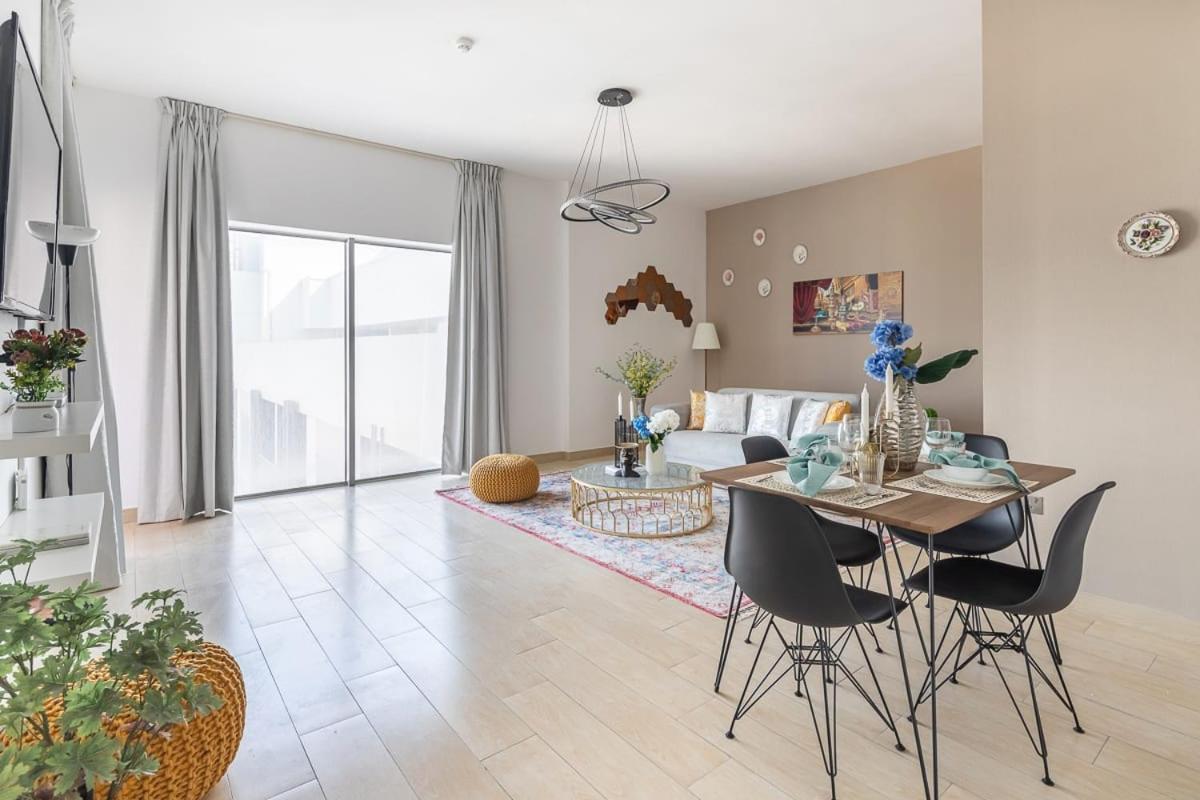 Apartment Frank Porter - Meraki Genesis