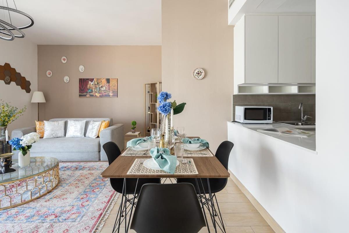 Apartment Frank Porter - Meraki Genesis