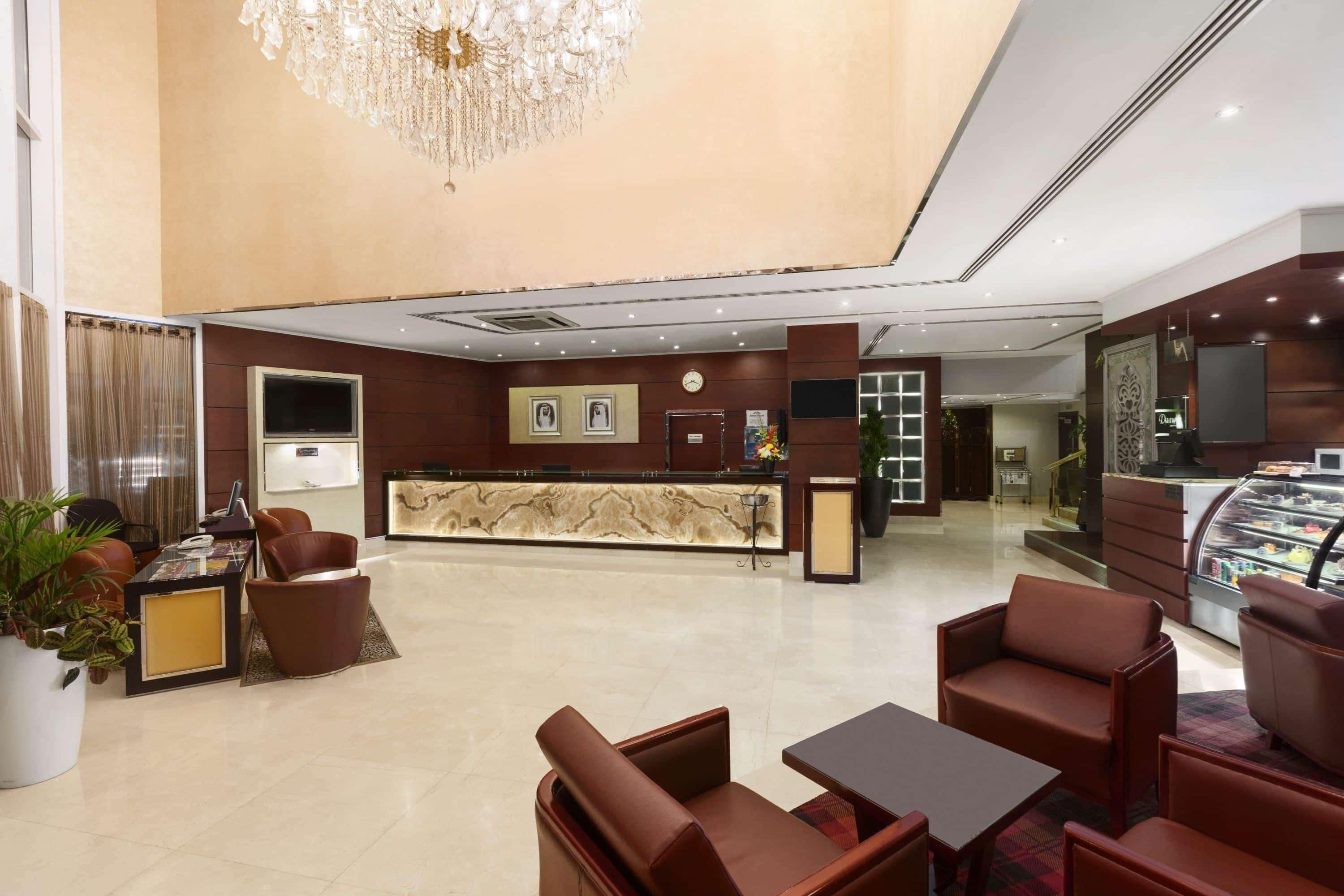 Hotel Howard Johnson Bur 3*