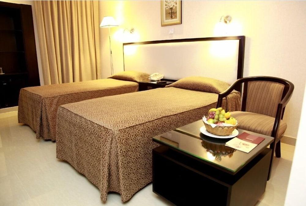 Palm Beach 3* Dubai
