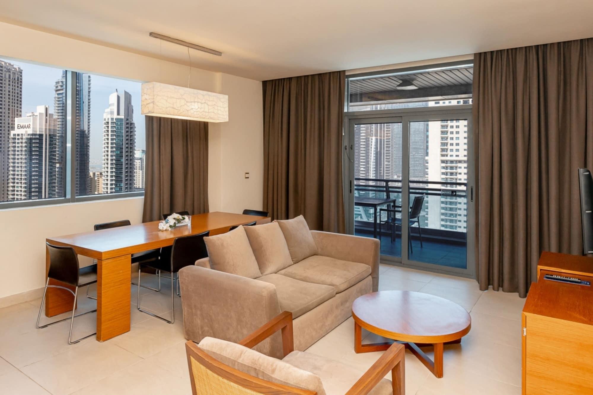 Radisson Blu Residence, Marina Aparthotel 5*