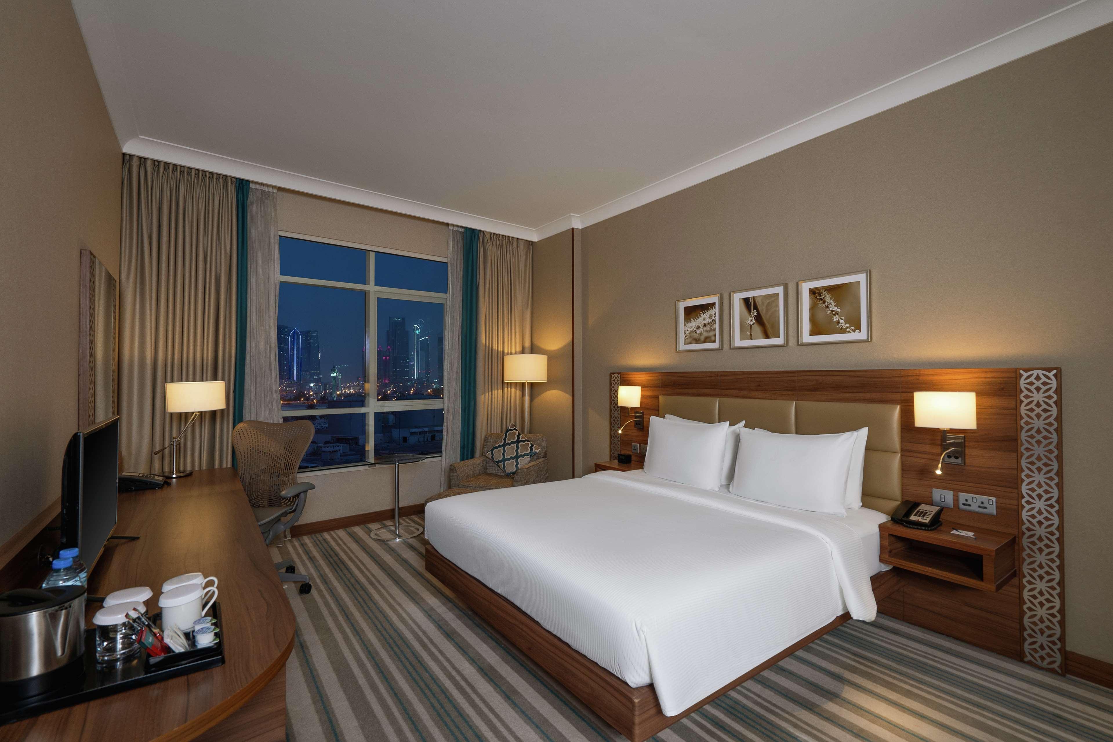 Hilton Garden Jumeirah Hotel 4*