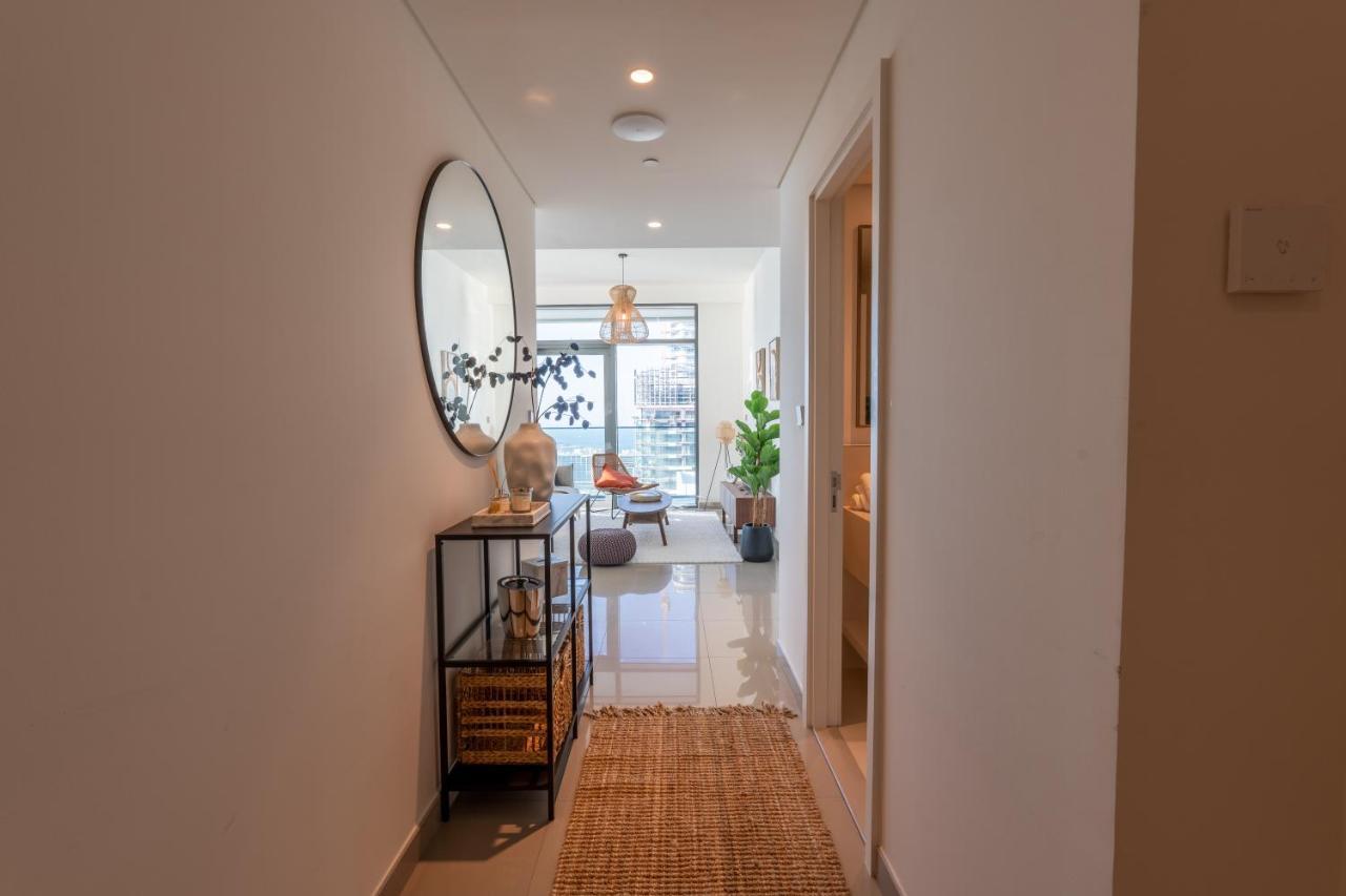 Apartment Elegant 3br With Private Beach Access *