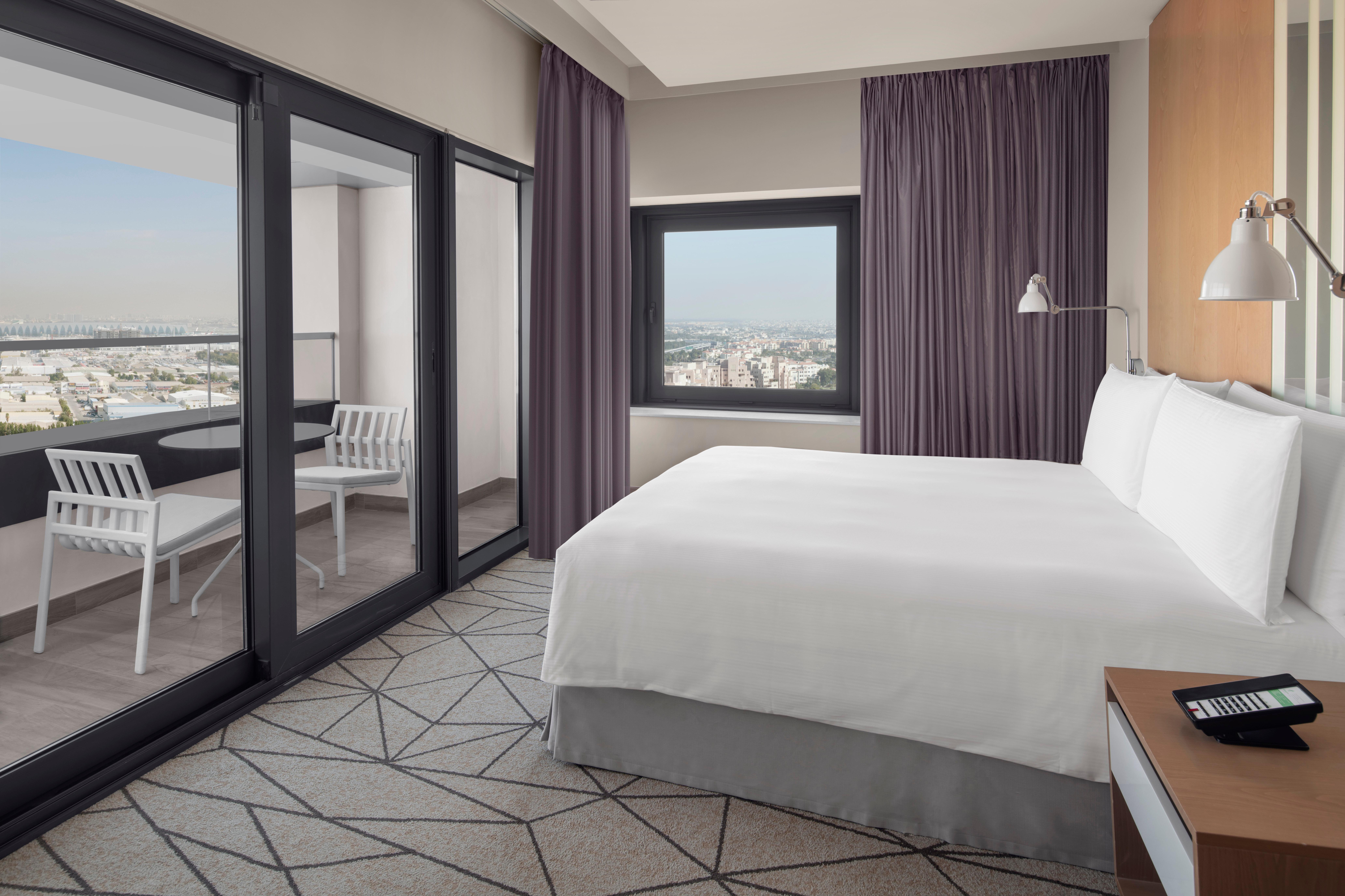 & - Festival By Ihg Hotel 4*