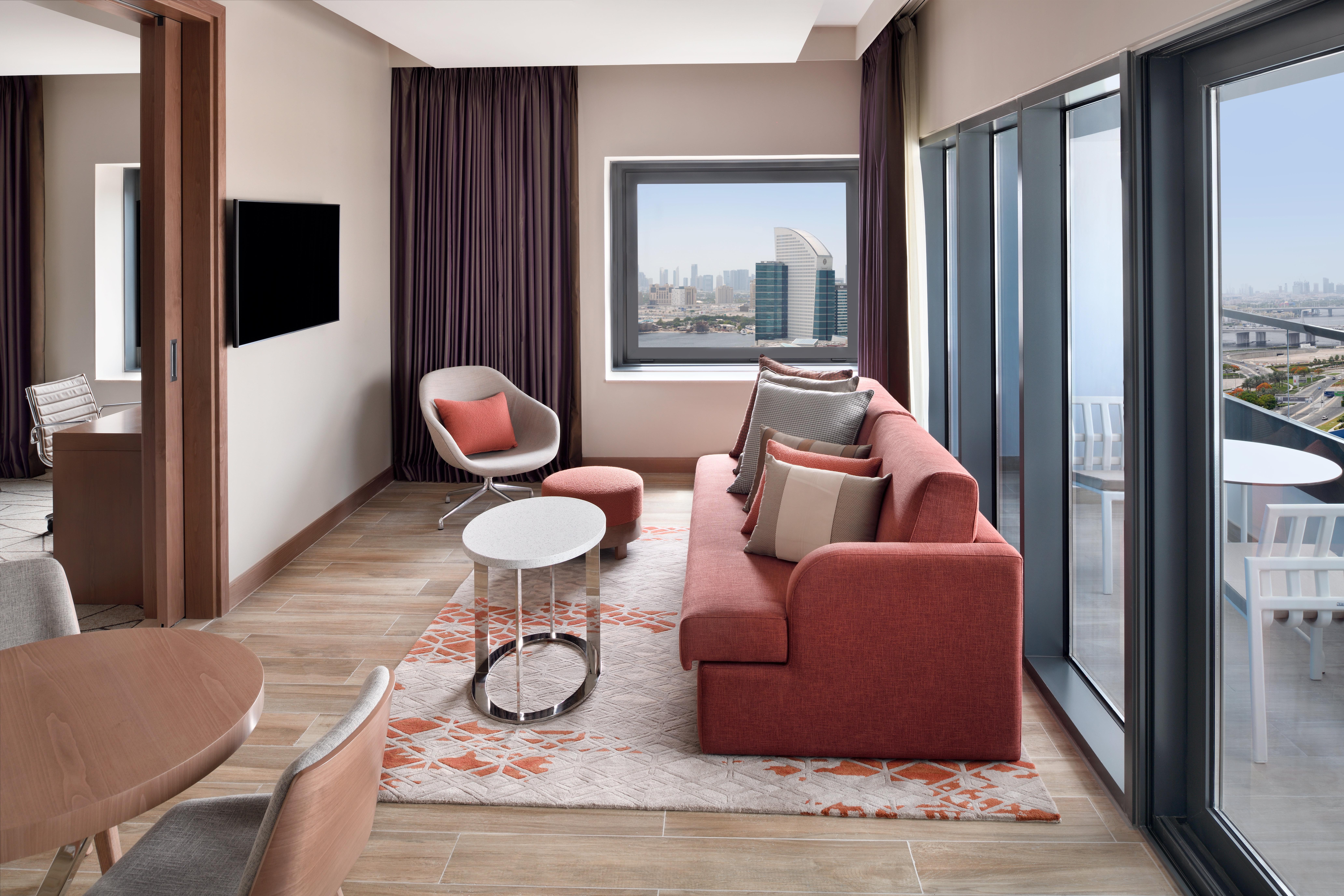 & - Festival By Ihg Hotel 4*
