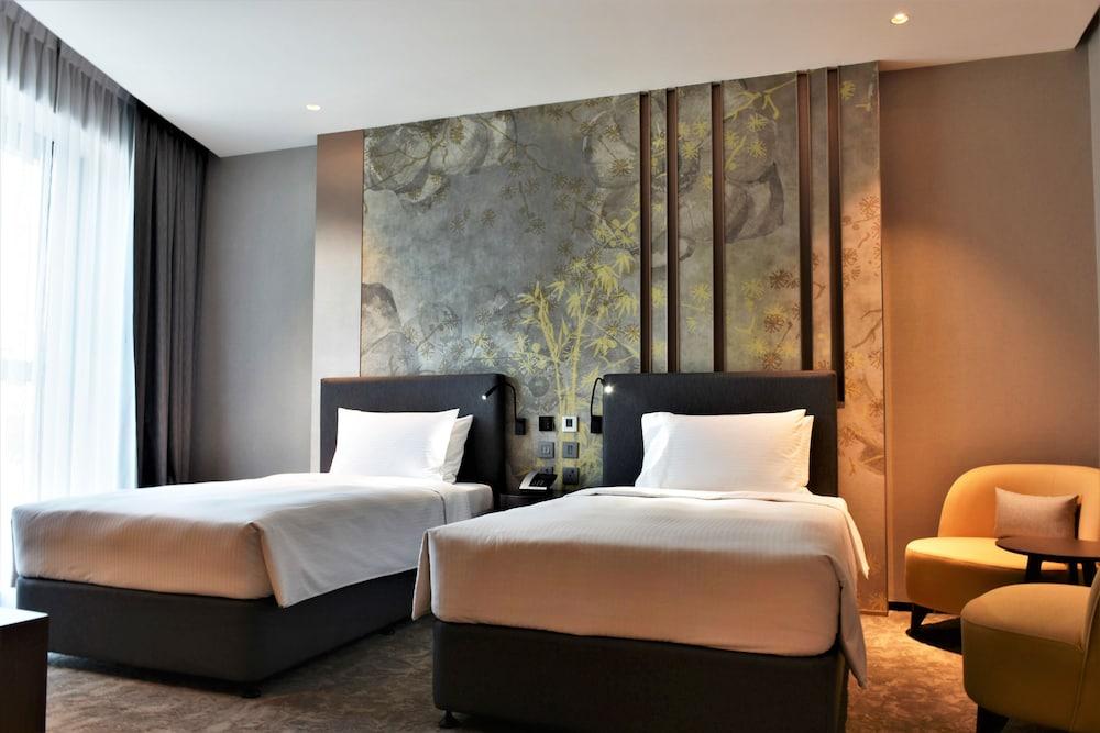 Hotel Millennium Place Barsha Heights 4*