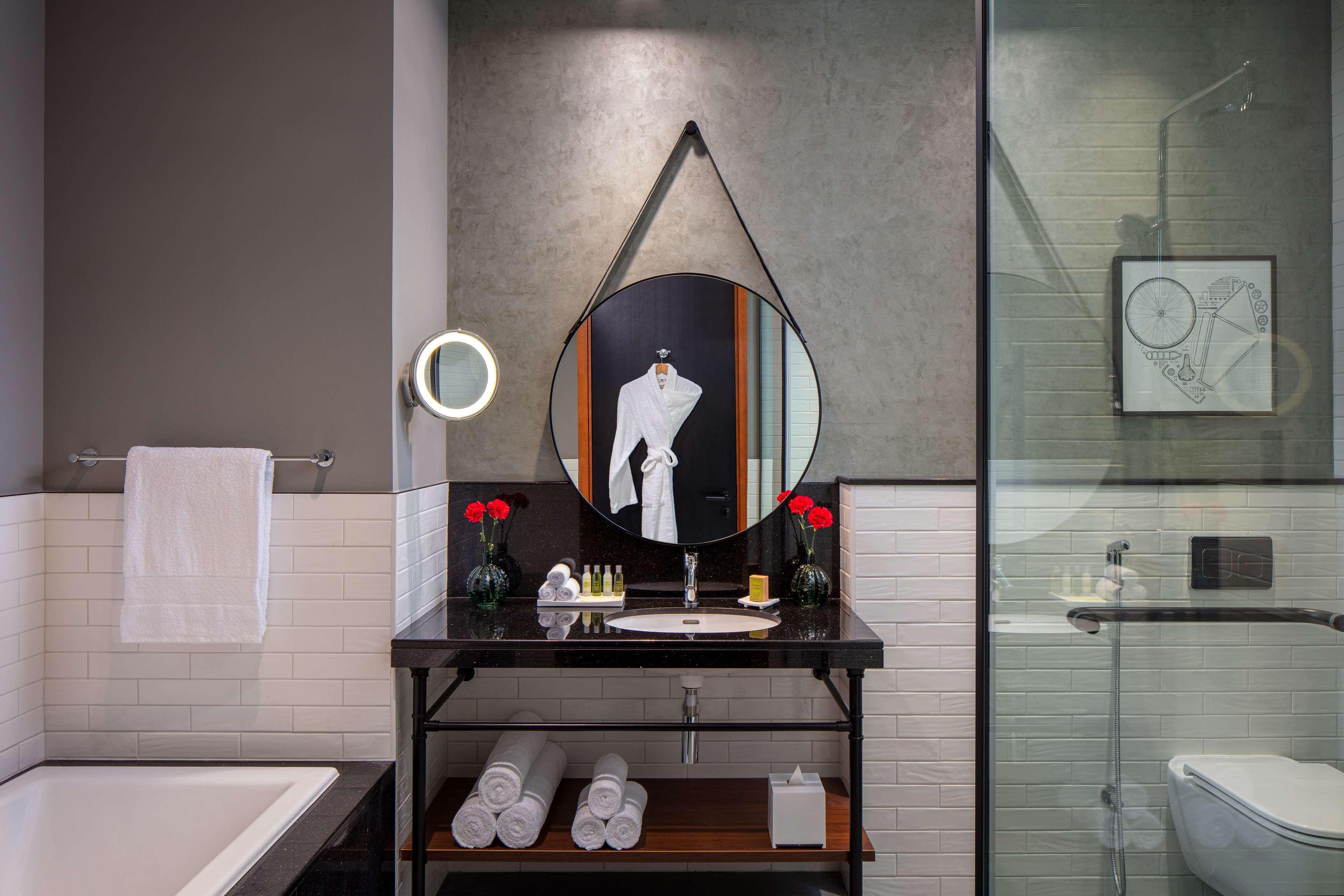 Doubletree By Hilton M Square & Residences Dubai