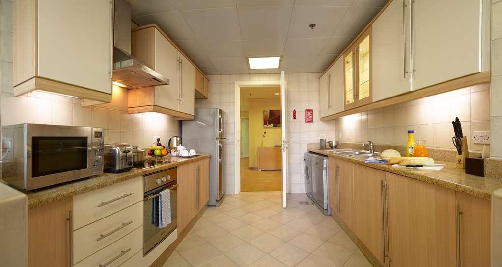 Aparthotel Oaks Liwa Heights Dubai
