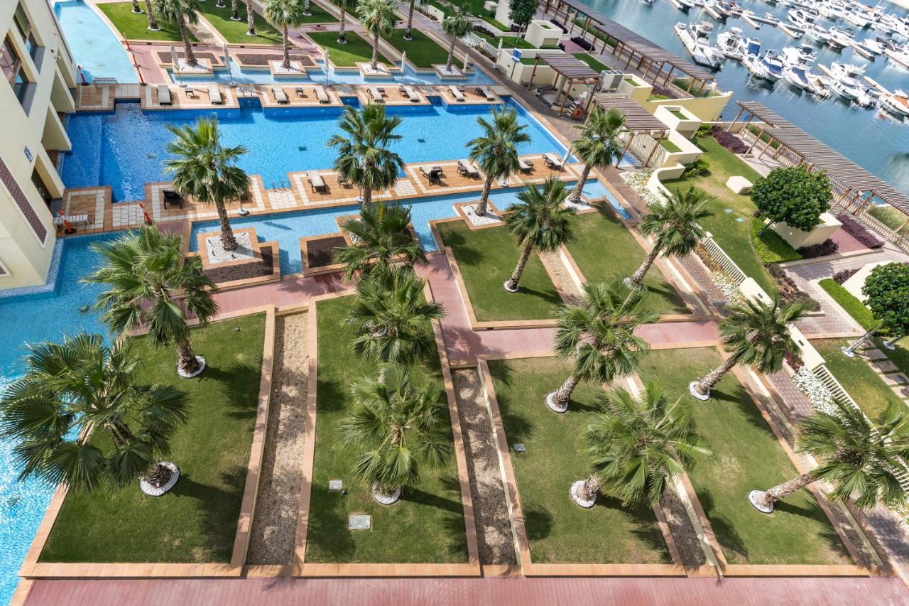 Marina Residences 2br: Seaside In Palm Jumeirah Apartment Dubai