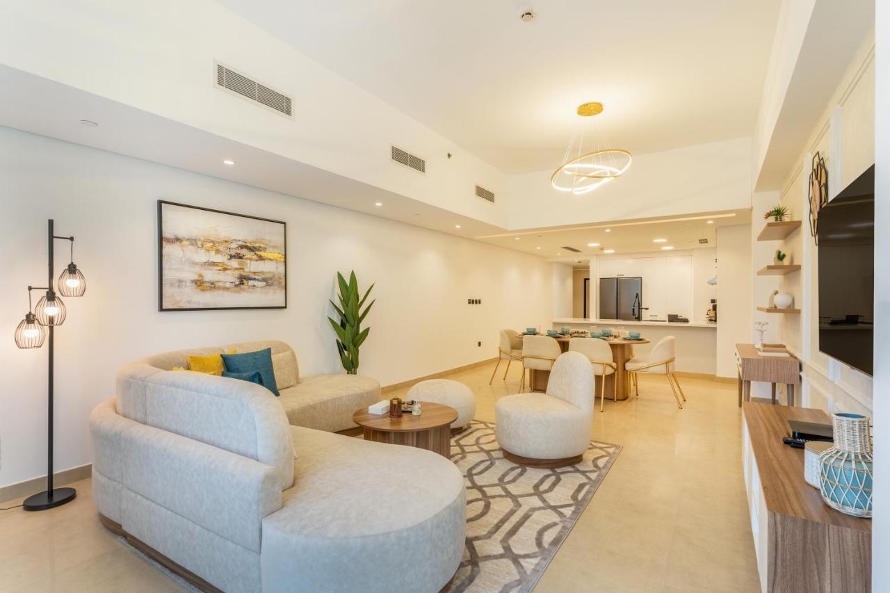 Marina Residences 2br: Seaside In Palm Jumeirah