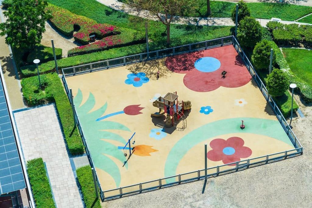 Upscale At Jlt Near Metro *