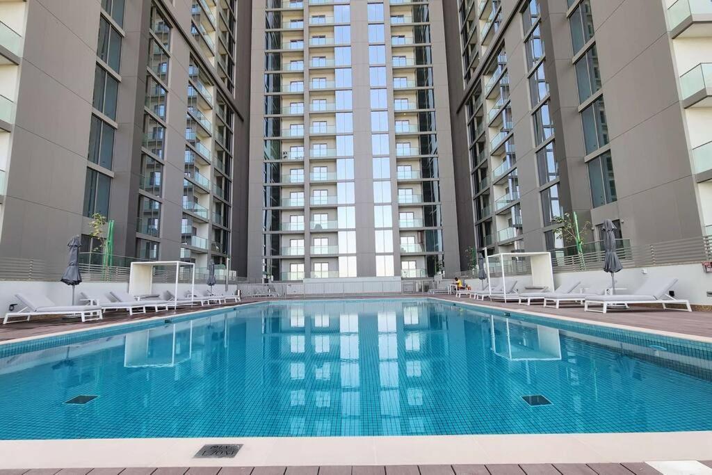 By Latinem Luxury 1br Cvr B3101 Near Burj Khalifa Apartment