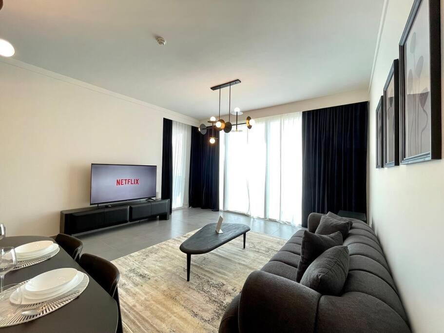 Apartment Dar Vacation - Contemporary 3br In Creek *