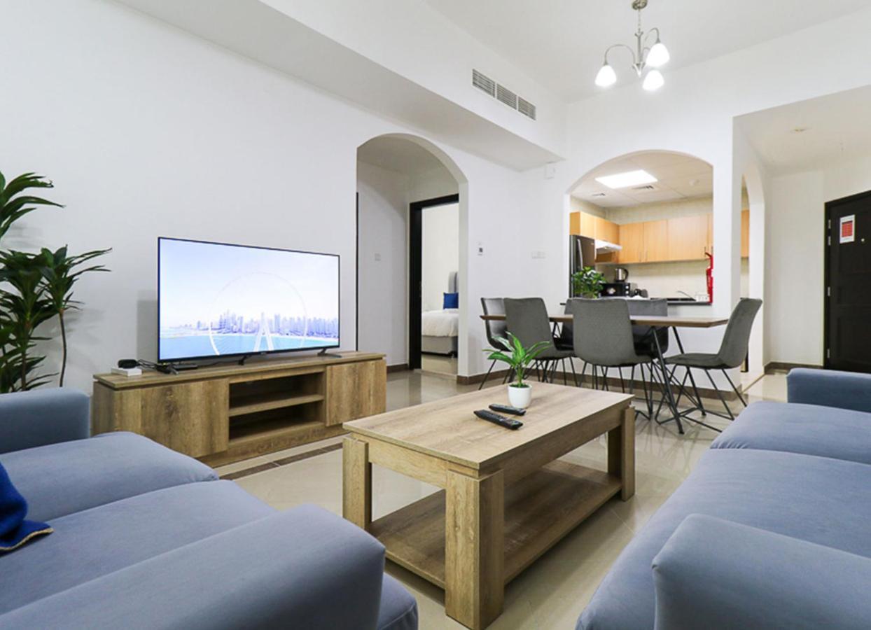 Apartment Rh- Spacious 2br, Steps Away From Mall Of Emirates, Al Barsha Dubai