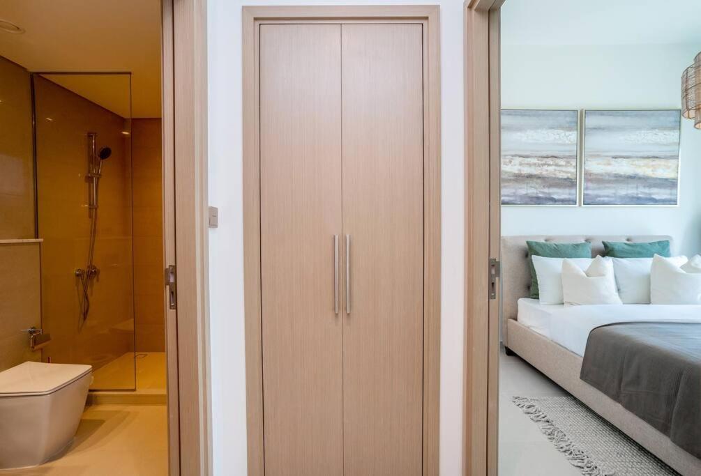 Furnished 1br At Heart Of Downtown