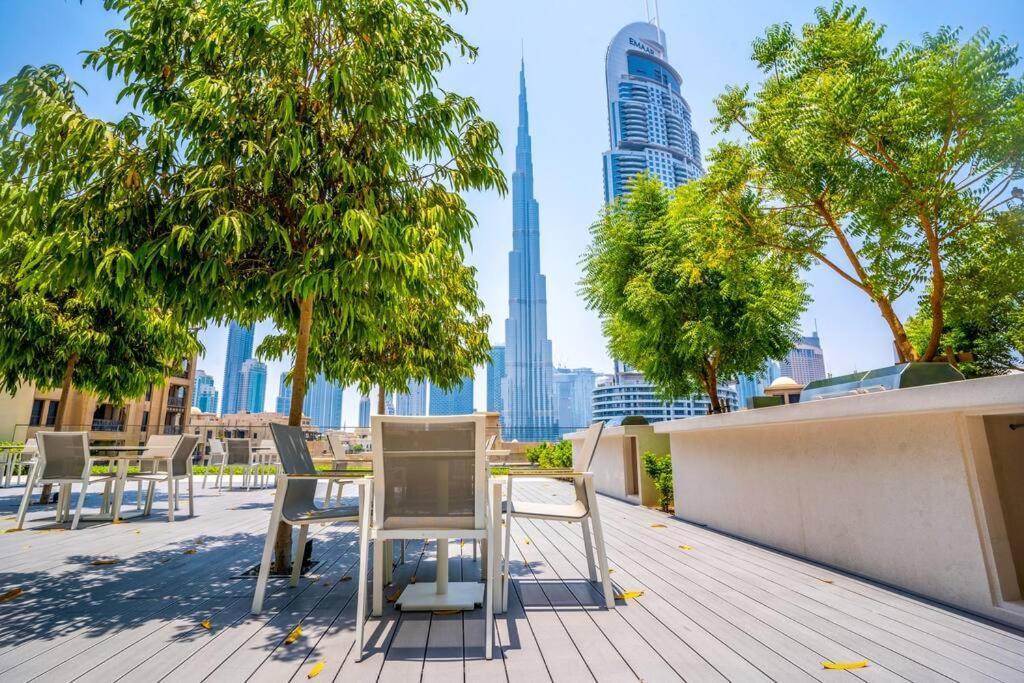 Apartment Furnished 1br At Heart Of Downtown *