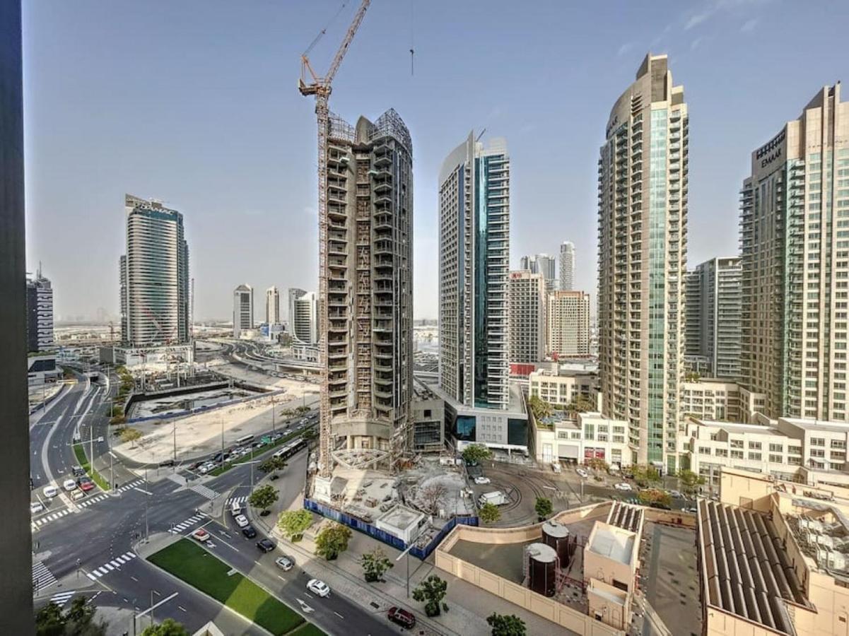 Burj Royale - Classic One Bedroom Dubai