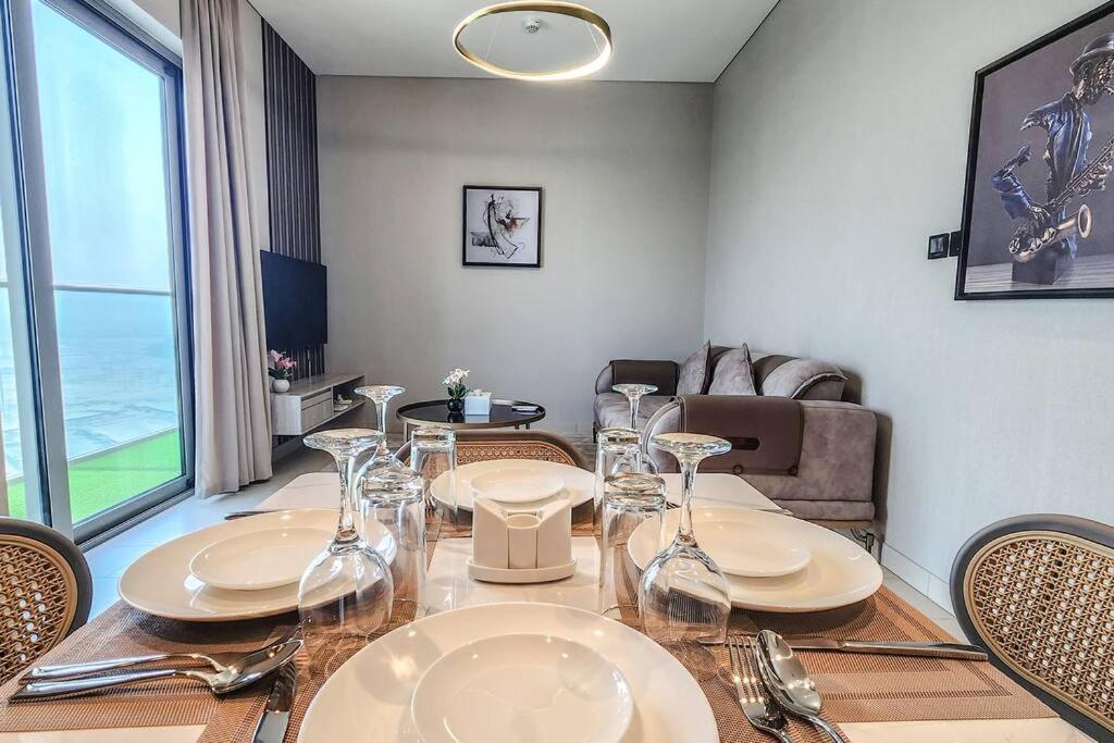 By Latinem Luxury 1br Holiday Cvr A3109 Near Burj Khalifa Apartment