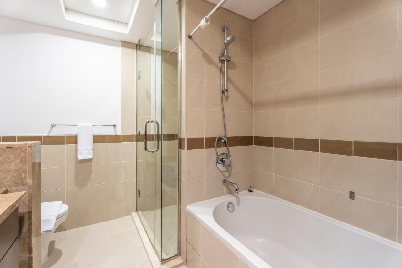 Apartment Luxury 2br Oasis With Stunning Burj & Fountain Views 4004 Dubai