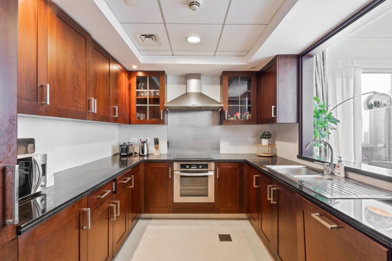 Apartment Luxury 2br Oasis With Stunning Burj & Fountain Views 4004 *